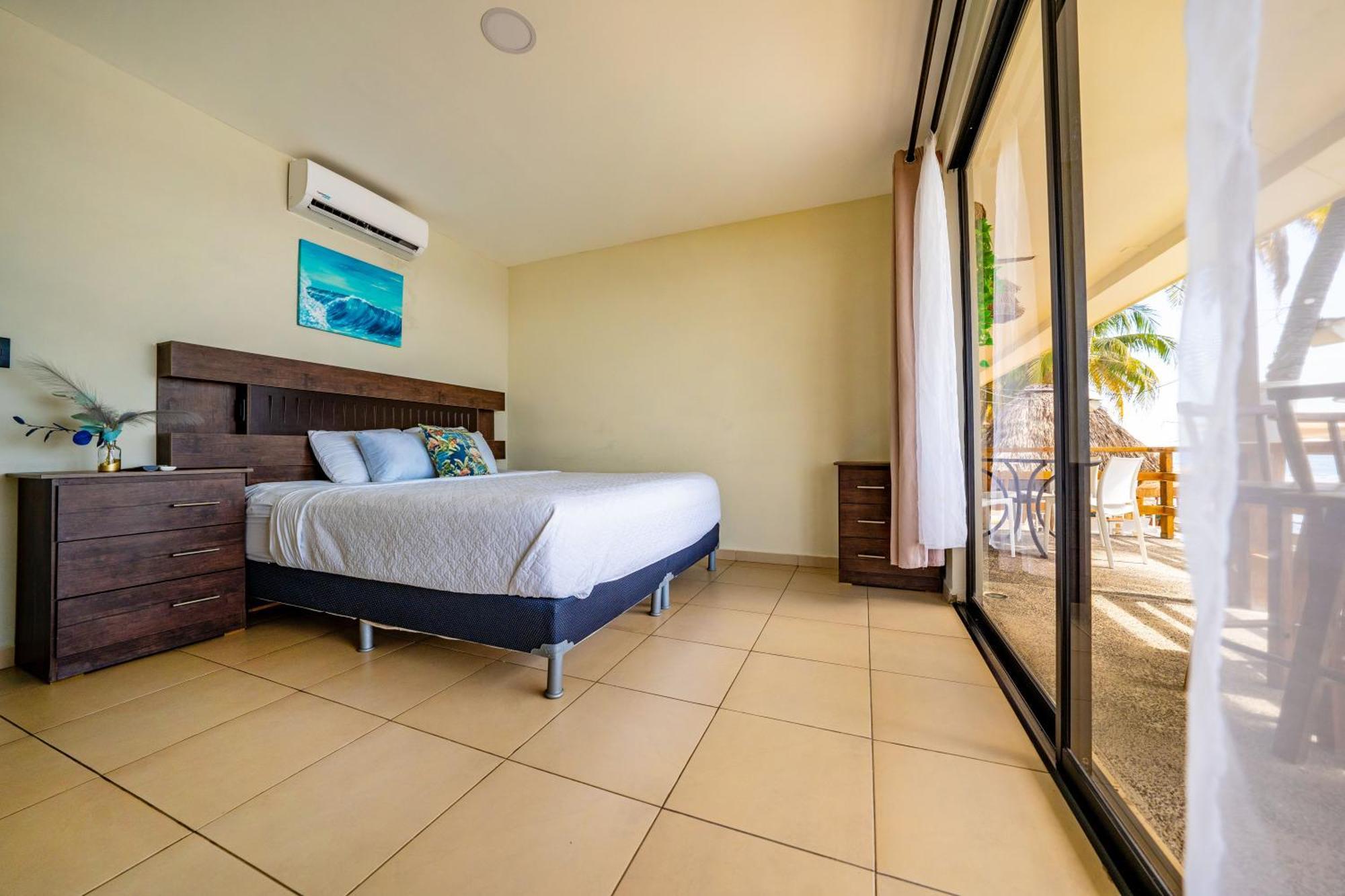 Reef On The Water Hotel Tamanique Exterior foto
