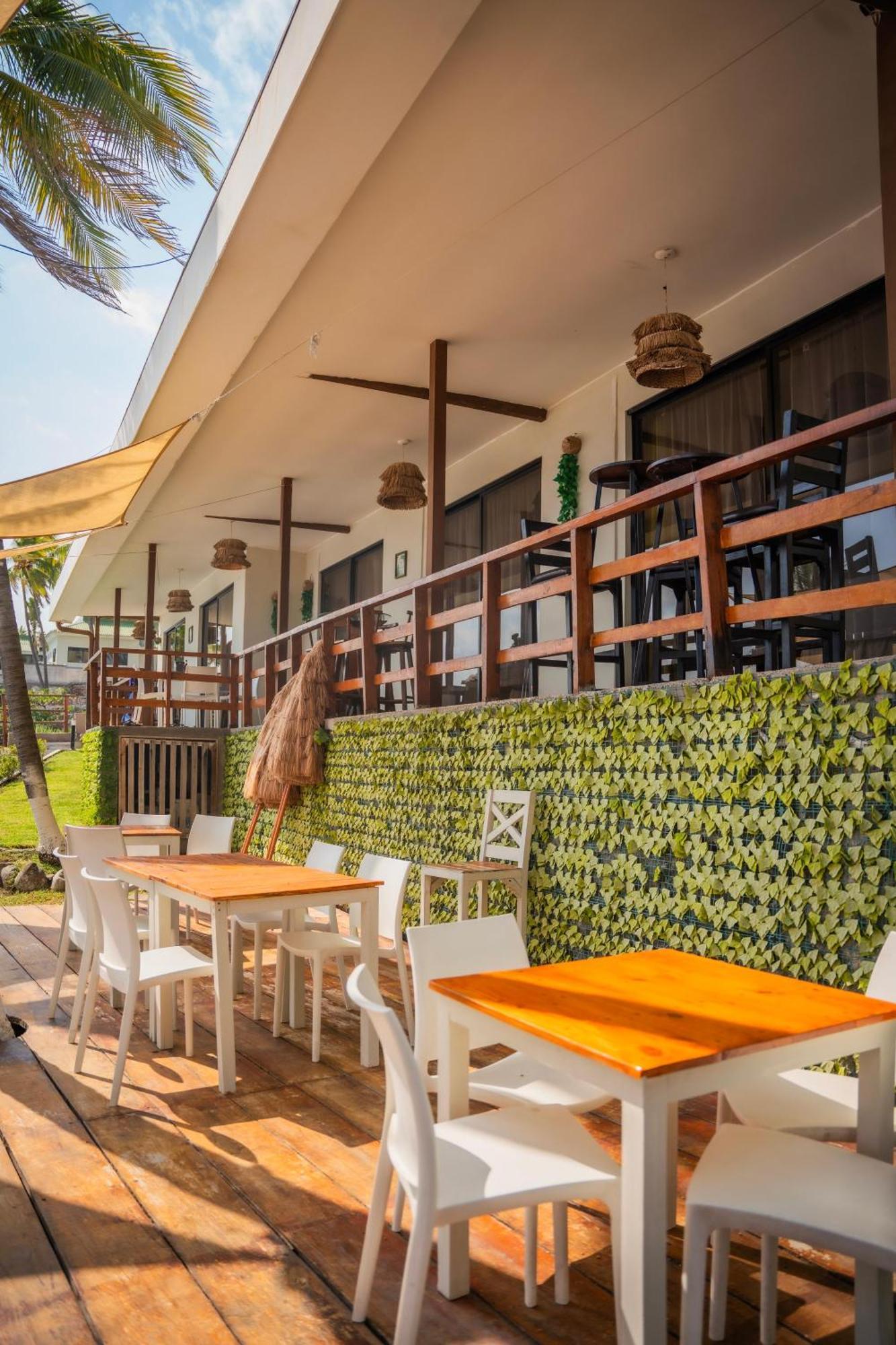 Reef On The Water Hotel Tamanique Exterior foto