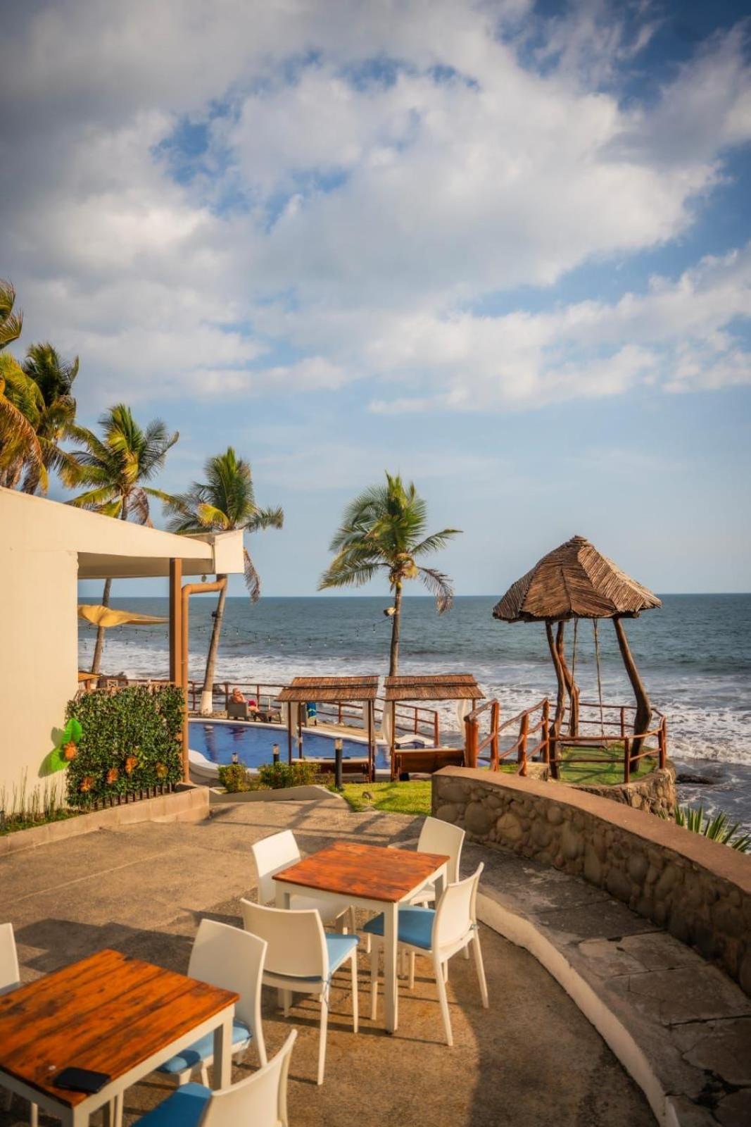 Reef On The Water Hotel Tamanique Exterior foto